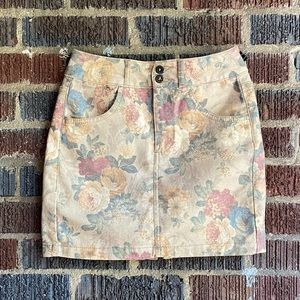 TOPSHOP floral denim mini skirt